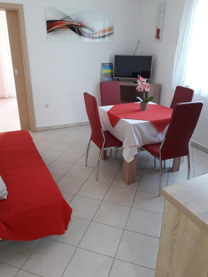 Apartments Sandra Palit Exterior photo